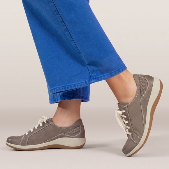 Aetrex Dana Lace Up Oxford Comfort Sneaker Shoes Warm Grey Leather Support Sz 10 - Picture 1 of 15